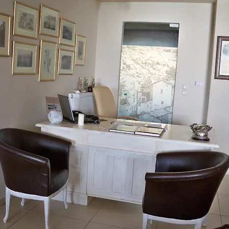 Porto Mani 4*