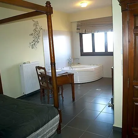 Porto Mani Hotel 4*