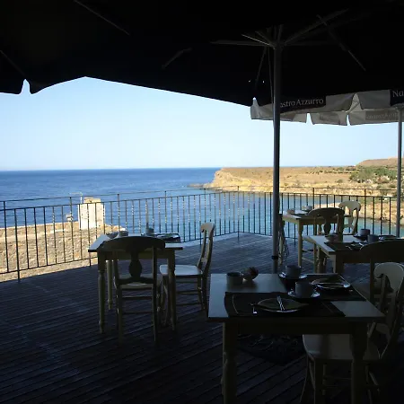 Hotel Porto Mani 4*